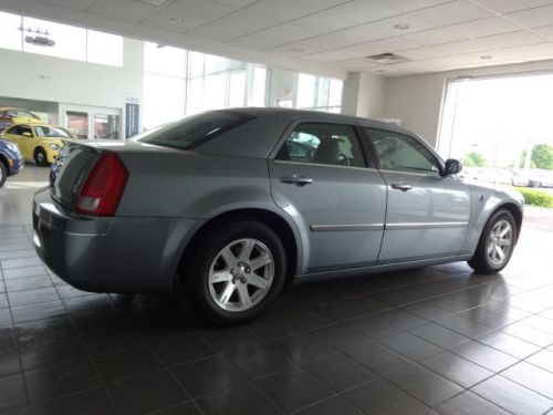 2006 chrysler 300 touring