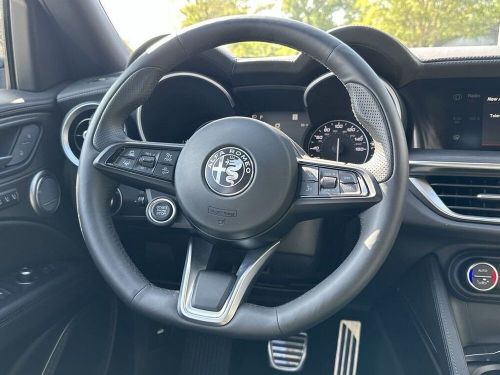 2023 alfa romeo stelvio ti