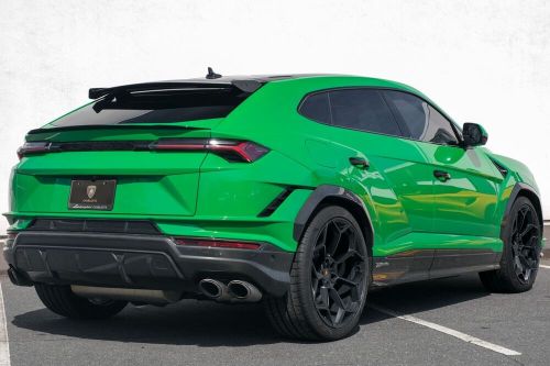 2023 lamborghini urus performante