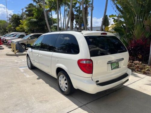 2005 chrysler town &amp; country