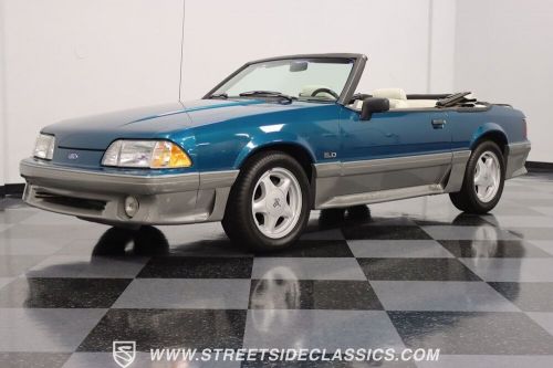 1993 ford mustang gt convertible