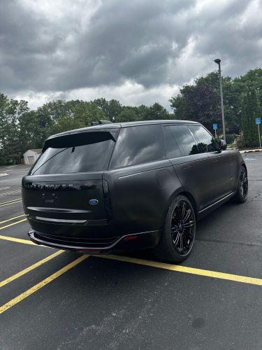 2023 land rover range rover se