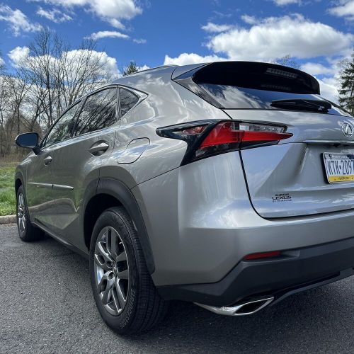 2015 lexus nx f sport navi loaded accident free non-smoker!!