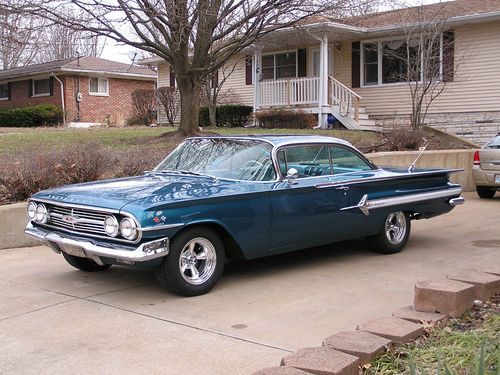 Chevrolet 1960 impala 2 door bubble top