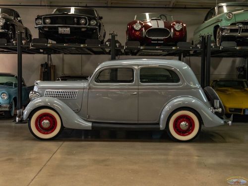 1935 ford deluxe tudor 2 door slantback v8 sedan