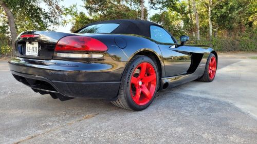 2004 dodge viper