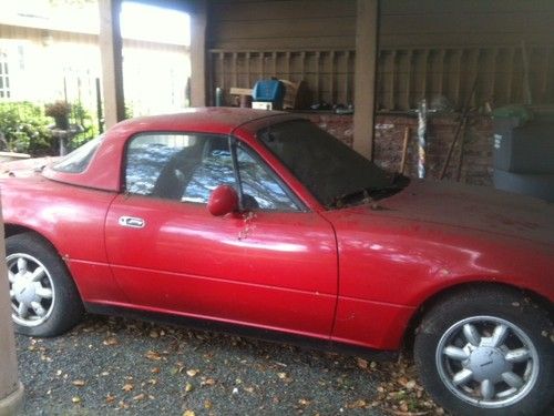 1991 miata mx-5 classic red - 45k - has sat in carport - convertible w/ hard top