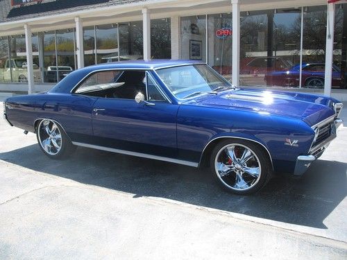 1967 chevrolet chevelle lazer blue 454 700r4 wheel disc brakes ac 12 bolt