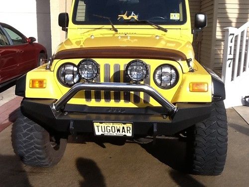 2004 jeep wrangler x -52000 miles. awesome