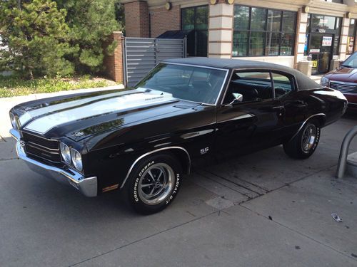1970 chevelle ss #'s matching black w/ white stripes! great combo