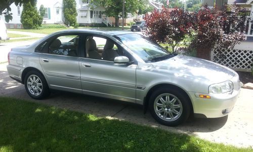 2005 volvo s80 turbo awd sedan 4-door 2.5l