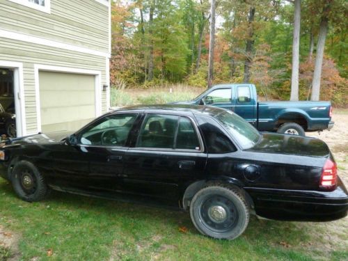 2007 crown victory police interceptor