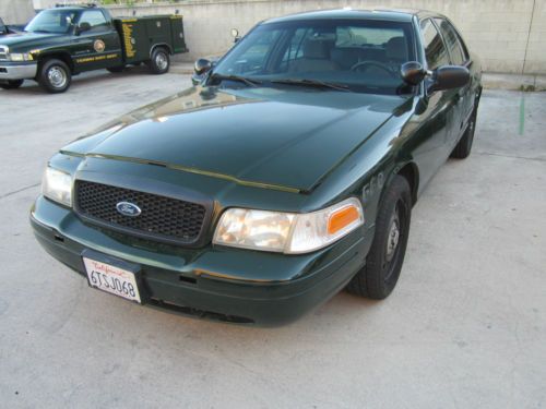 2006 ford crown victoria police interceptor sedan 4-door 4.6l