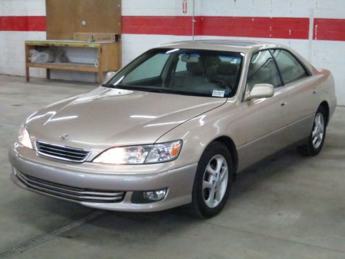 01 lexus es300 4 door inexpensive luxury car v6