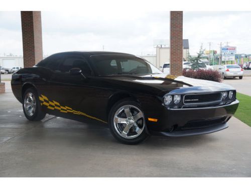 2013 dodge challenger sxt