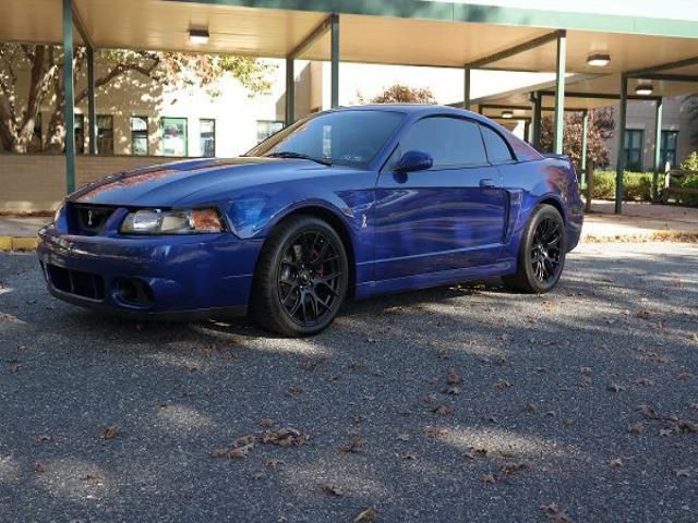 2003 - ford mustang