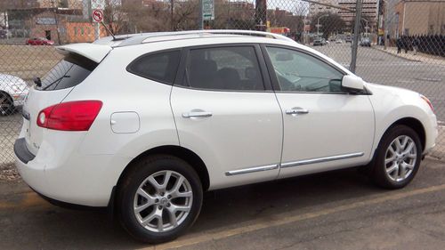 2012 nissan rogue sv w/ sl package awd (run&amp;drive)