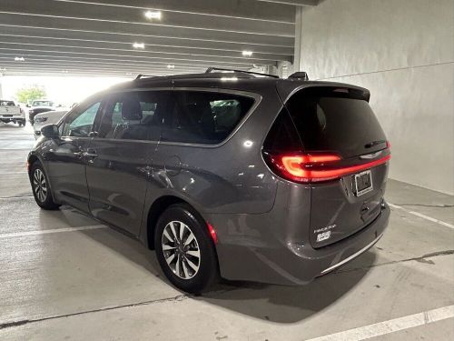 2021 chrysler pacifica hybrid touring l