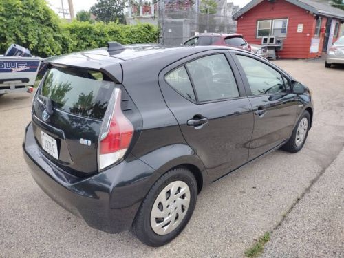 2016 toyota prius c