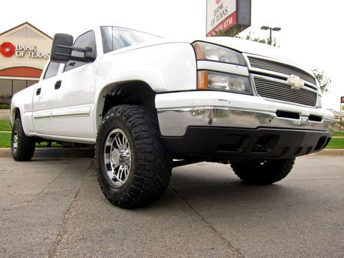 2006 chevrolet silverado 1500hd crew cab lt 4x4, custom wheels, 6.0l v8, more!