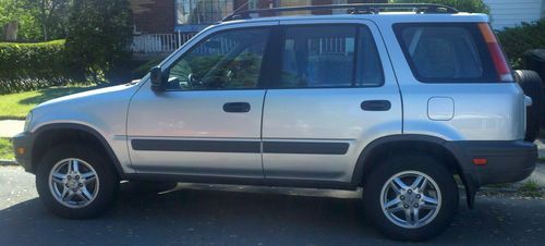 Silver 1997 honda crv