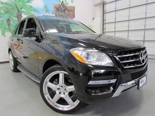 2012 mercedes ml-350,black,9k only,navi,camera,power gate,loaded,1 owner !