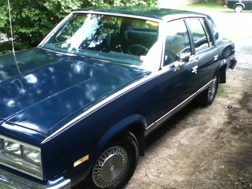 1983 chevrolet malibu classic sedan 4-door 5.0l