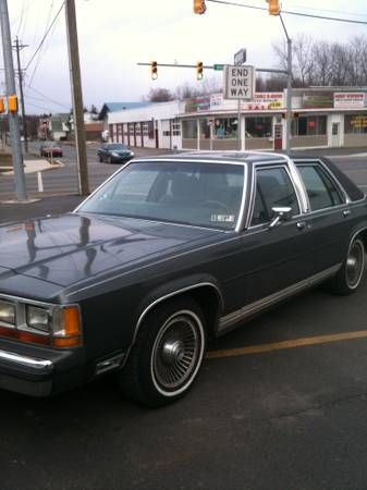 1988 ford ltd crown victoria lx sedan 4-door 351 v8