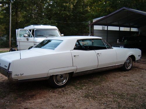 1967 oldsmobile  98 holiday sport hardtop*all original car*66k*425 rocket