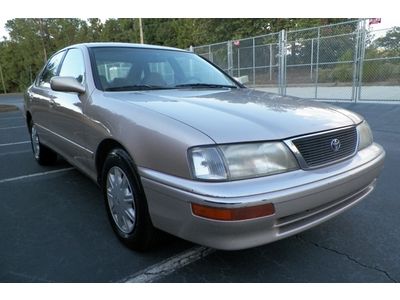 1996 toyota avalon xls southern owned leather seats sunroof cold a/c no reserve