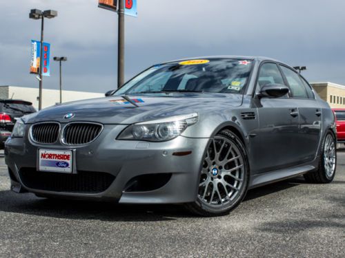 M5 - navigation - sunroof - manual with paddle shifters - we finance!