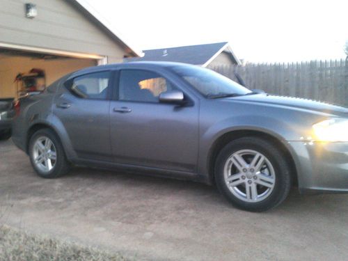 2012 dodge avenger sxt sedan 4-door 2.4l moonroof salvage rebuilt ez fix