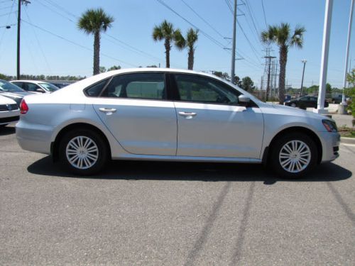 2014 volkswagen passat 1.8t s