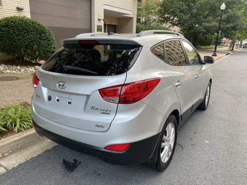 2011 hyundai tucson awd limited