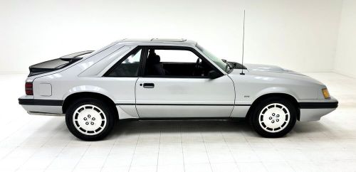 1986 ford mustang svo