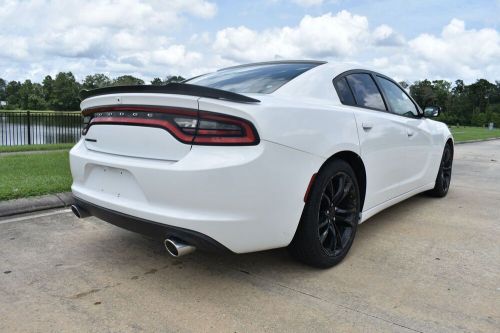 2016 dodge charger sxt