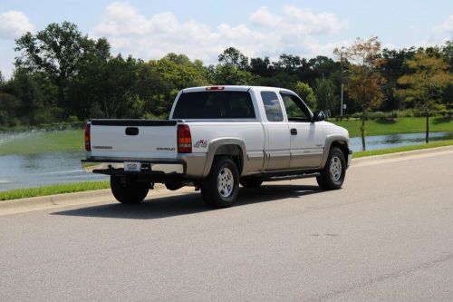 2000 chevrolet silverado 1500 4x4 5.3 liter ls v8 engine, like new