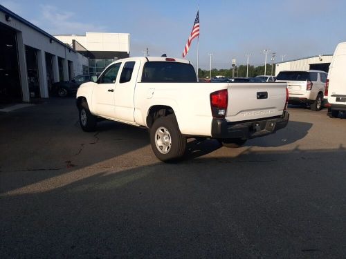 2023 toyota tacoma sr