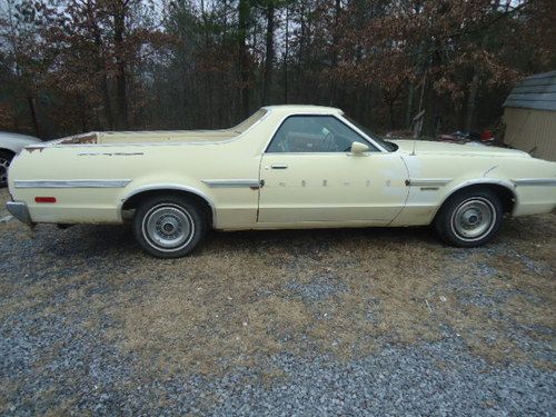 1977 ford ranchero runs and drives but needs restoration