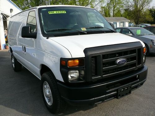 2011 ford econoline e-250 extended van 3d