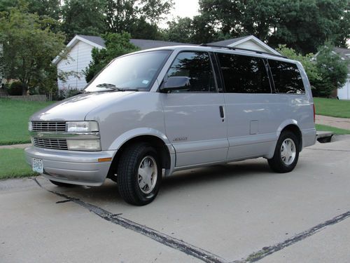 2000 chevrolet astro ls standard passenger van 3-door 4.3l