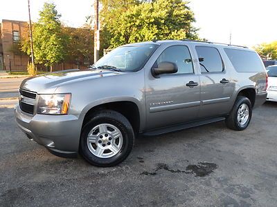 Gray 4x4 ls 3rd row rear air tow pkg 175k hwy miles alloy boards nice