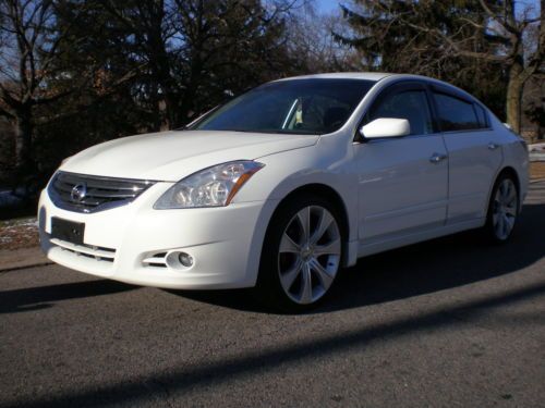 2011 nissan altima  2.5 s automatic  sedan 56k miles