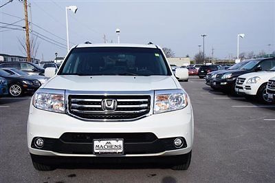 4wd 4dr touring w/res &amp; navi honda pilot all weather pkg low miles suv leather