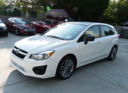 2012 subaru impreza 18 k miles wagon 4-door 2.0l aluminum wheels