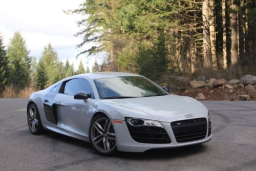 2012 audi r8