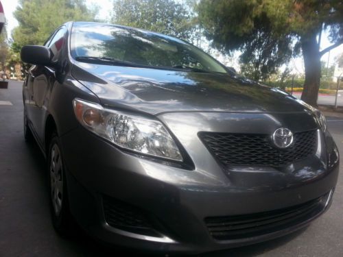 2010 toyota corolla le sedan 4-door 1.8l  willing to finance