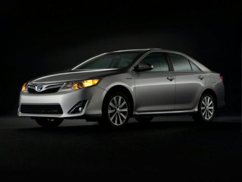 2014 toyota camry hybrid le