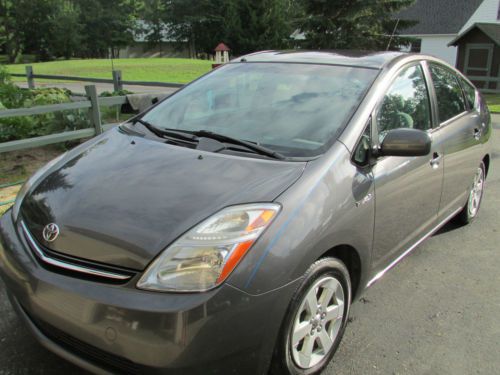 2007 toyota prius in excellent condition