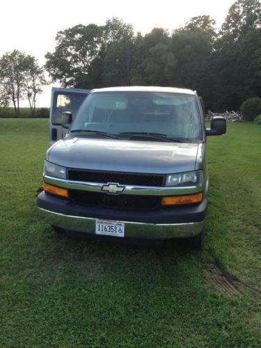 Chevrolet express 3500 handicap van - 12 passenger seating without wheelchair